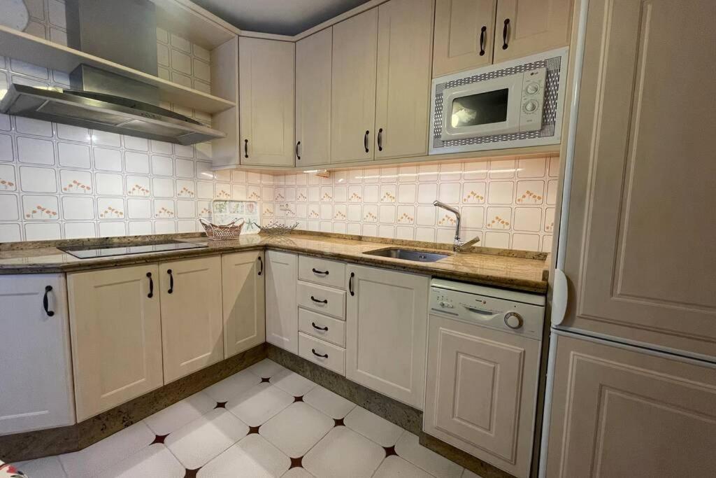 GRAN Y MAGNÍFICO APARTAMENTO EN MáLAGA Exterior foto