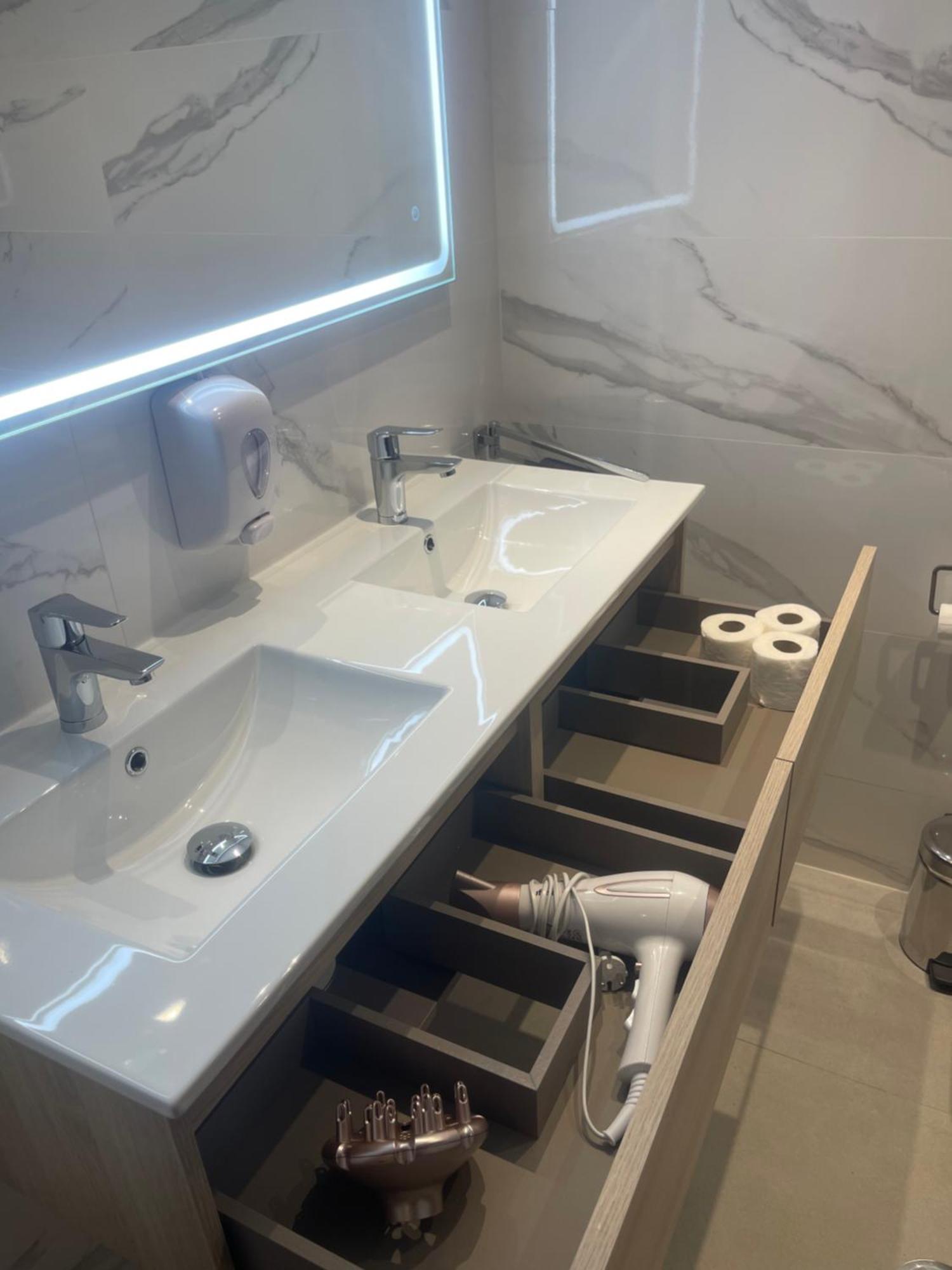 GRAN Y MAGNÍFICO APARTAMENTO EN MáLAGA Exterior foto